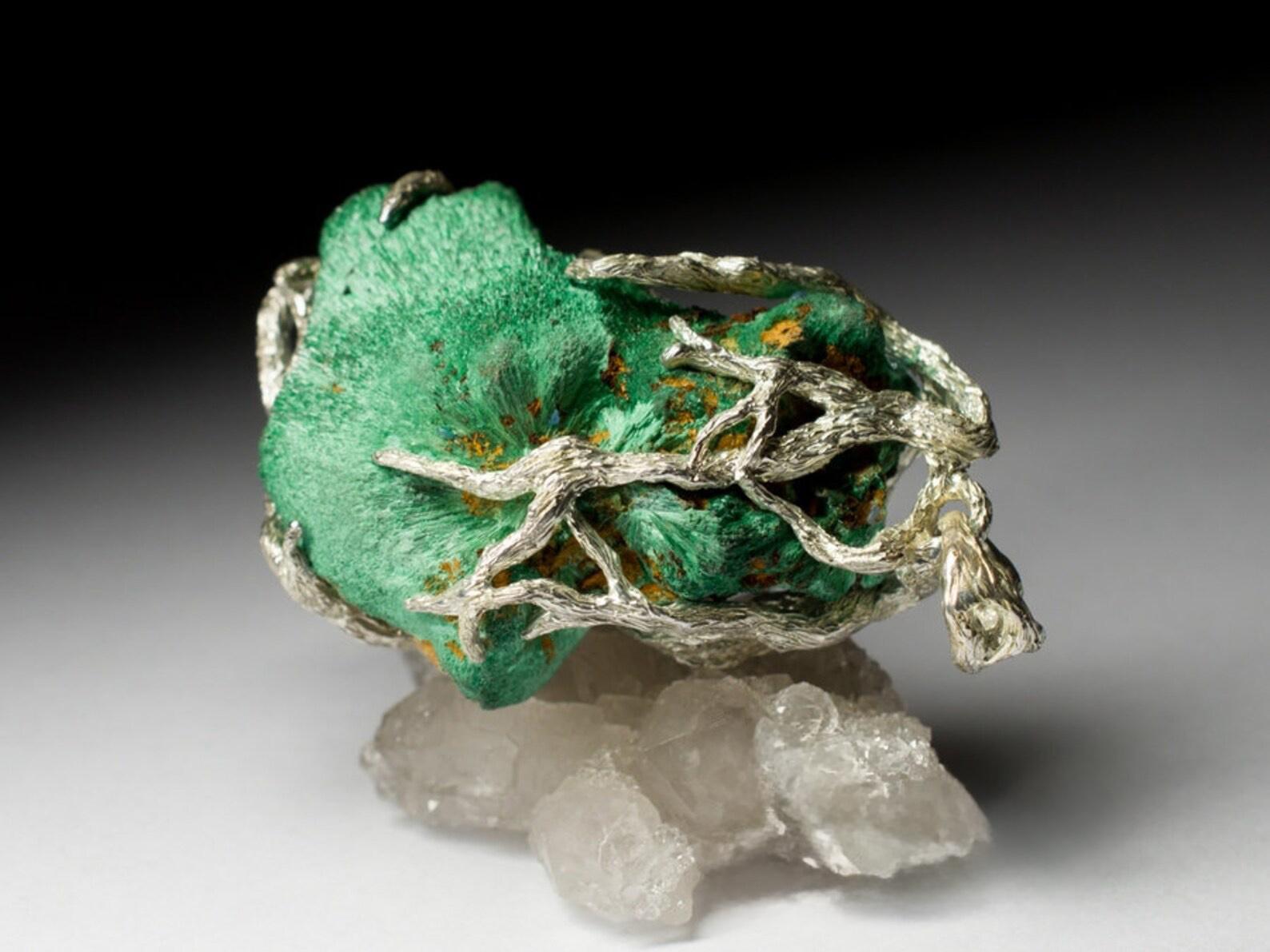 Artisan Collier en velours malachite vert argenté forest cristal naturel brut vintage en vente