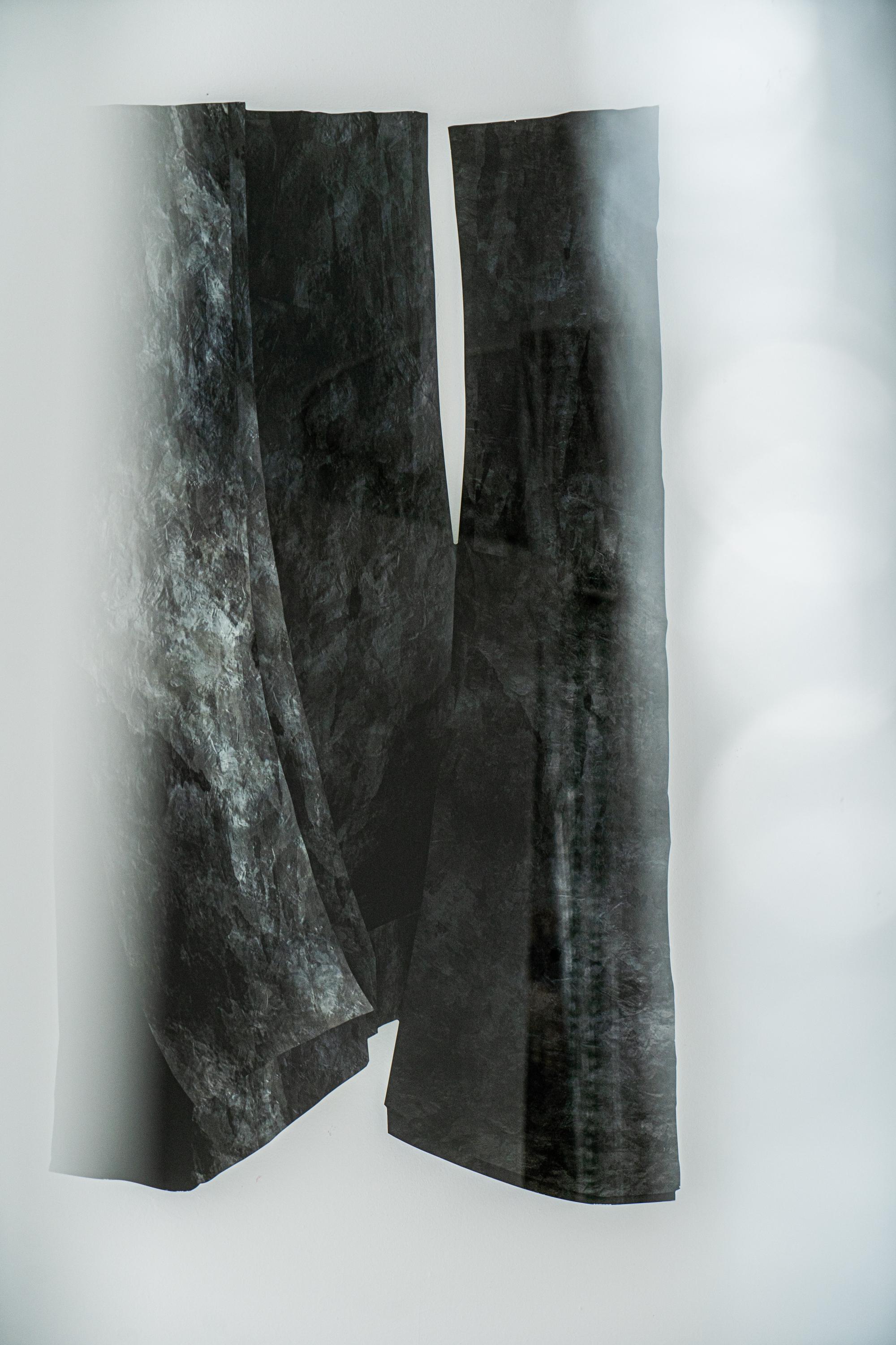 Néerlandais Sculpture murale au fusain de Velvet Realities  Sven Jansse en vente