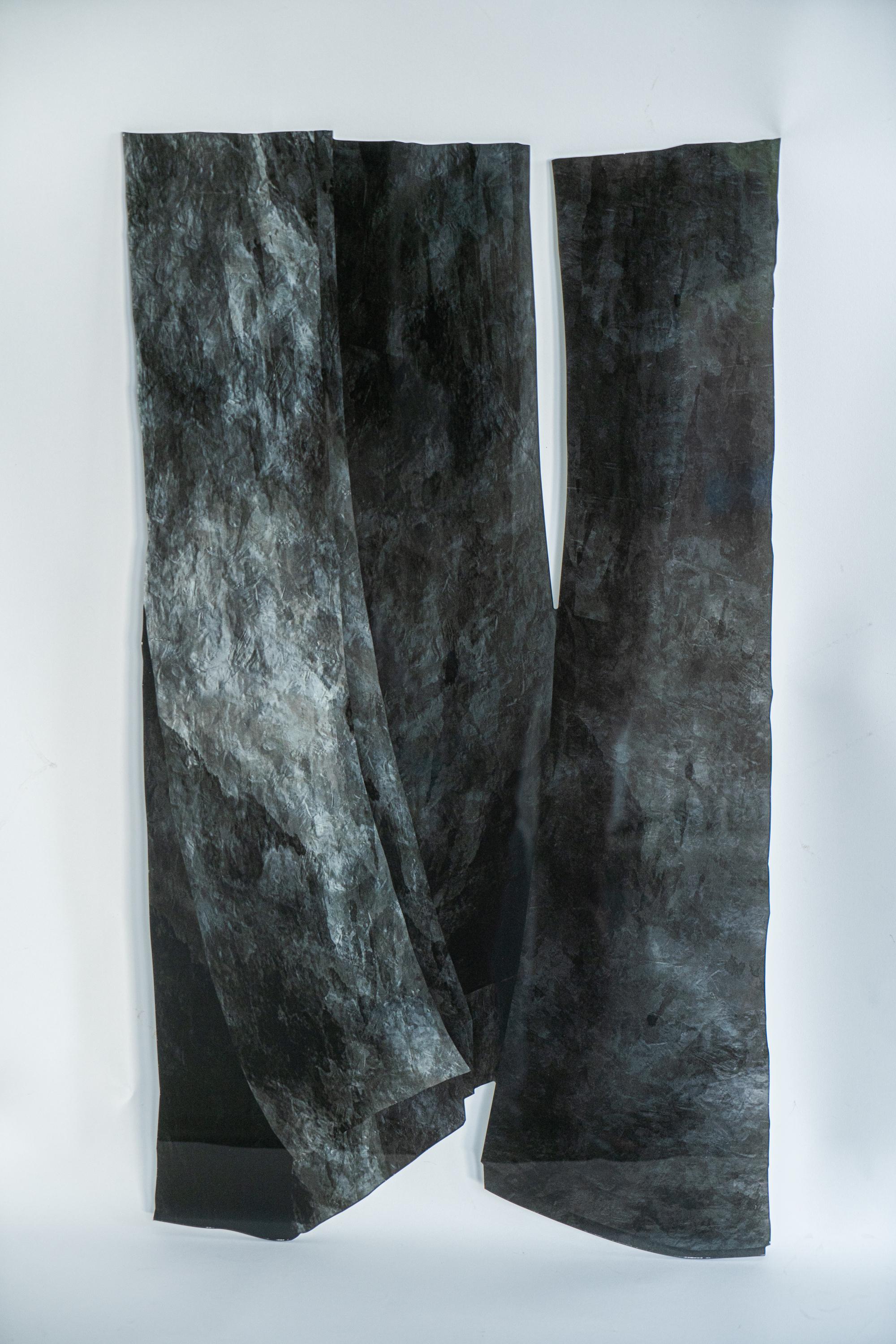 Sculpture murale au fusain de Velvet Realities  Sven Jansse Neuf - En vente à Geneve, CH