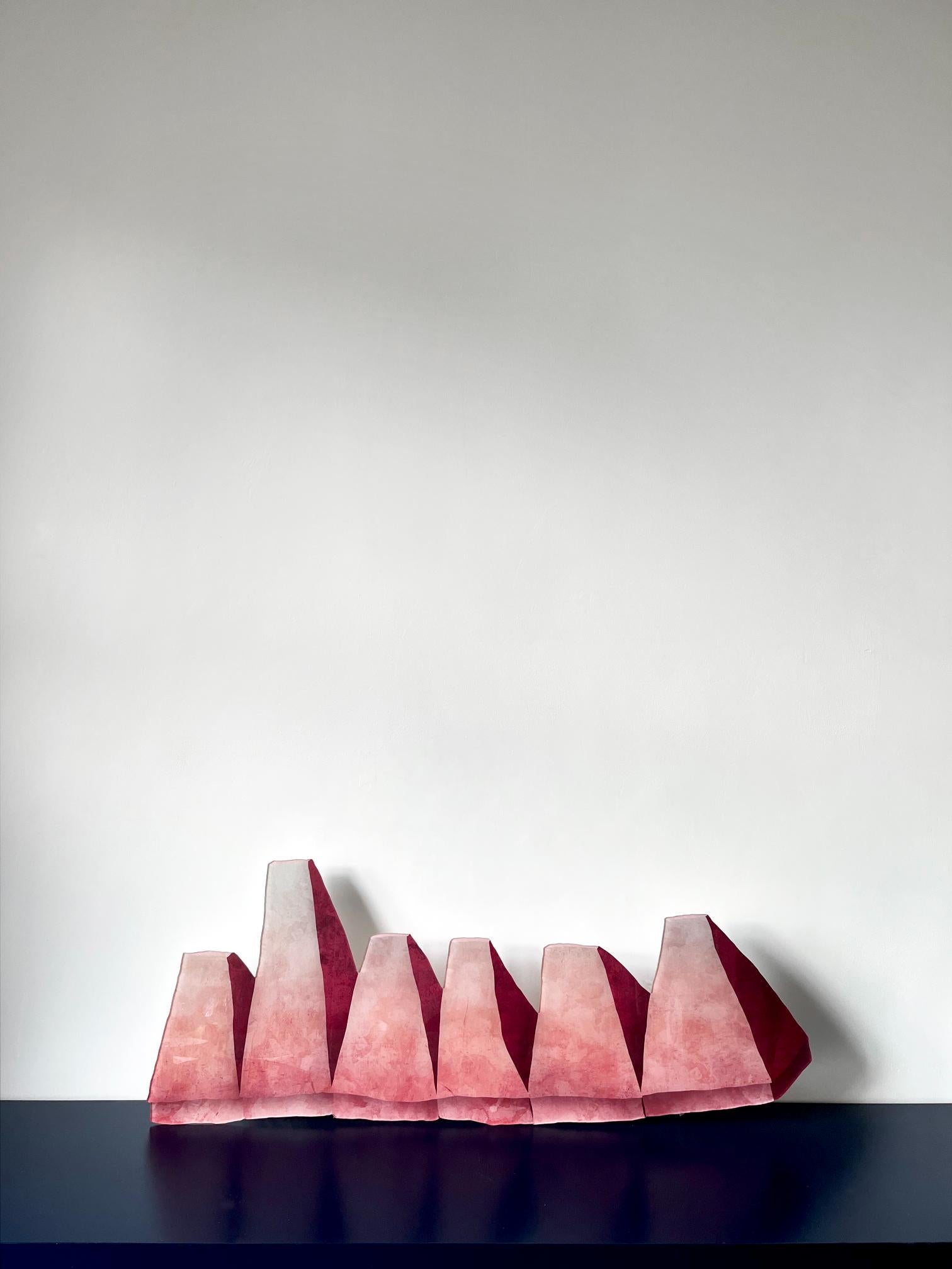 Néerlandais Sculpture murale rose Velvet Realities by  Sven Jansse en vente