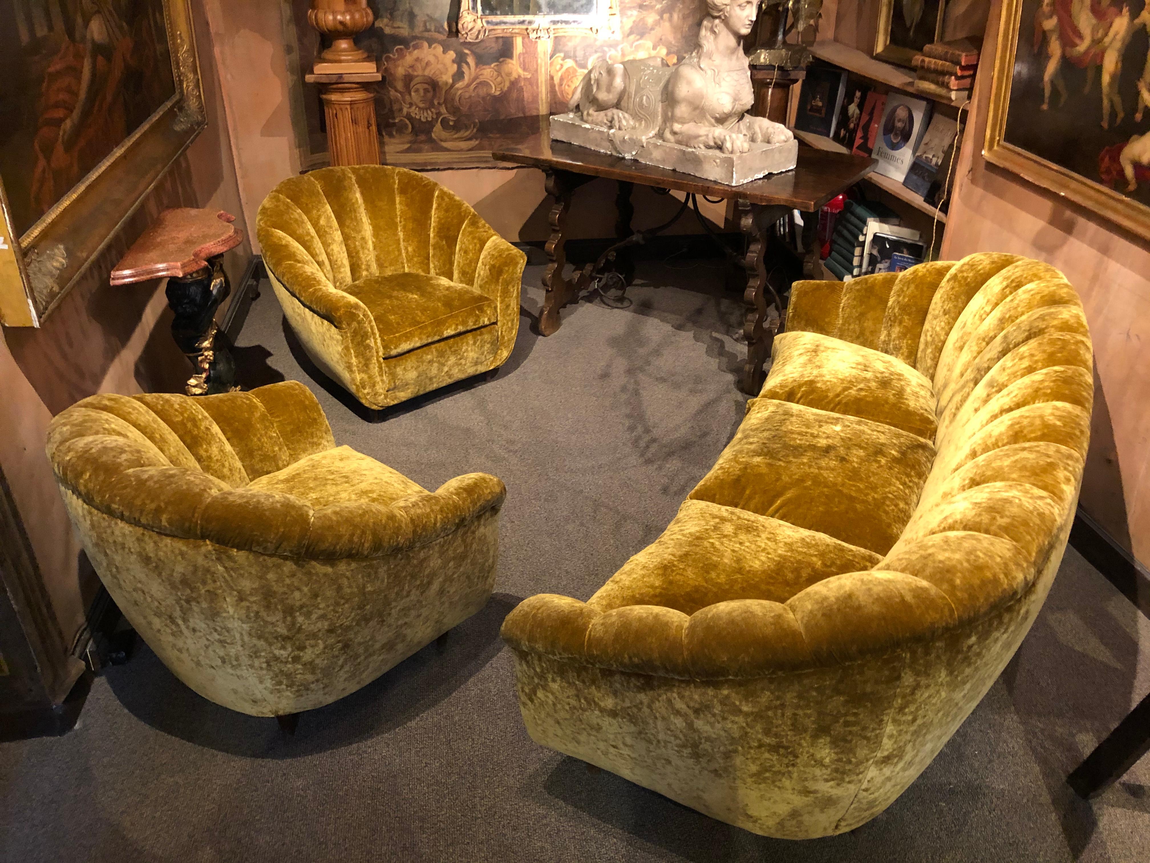 Italian Velvet Seashell Living Room Set For Sale
