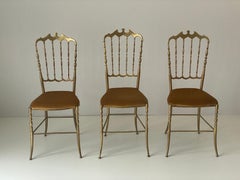 Set aus 3 Chiavari-Messingstühlen mit Samtbezug und langer Rückenlehne, 1950er Jahre, Italien