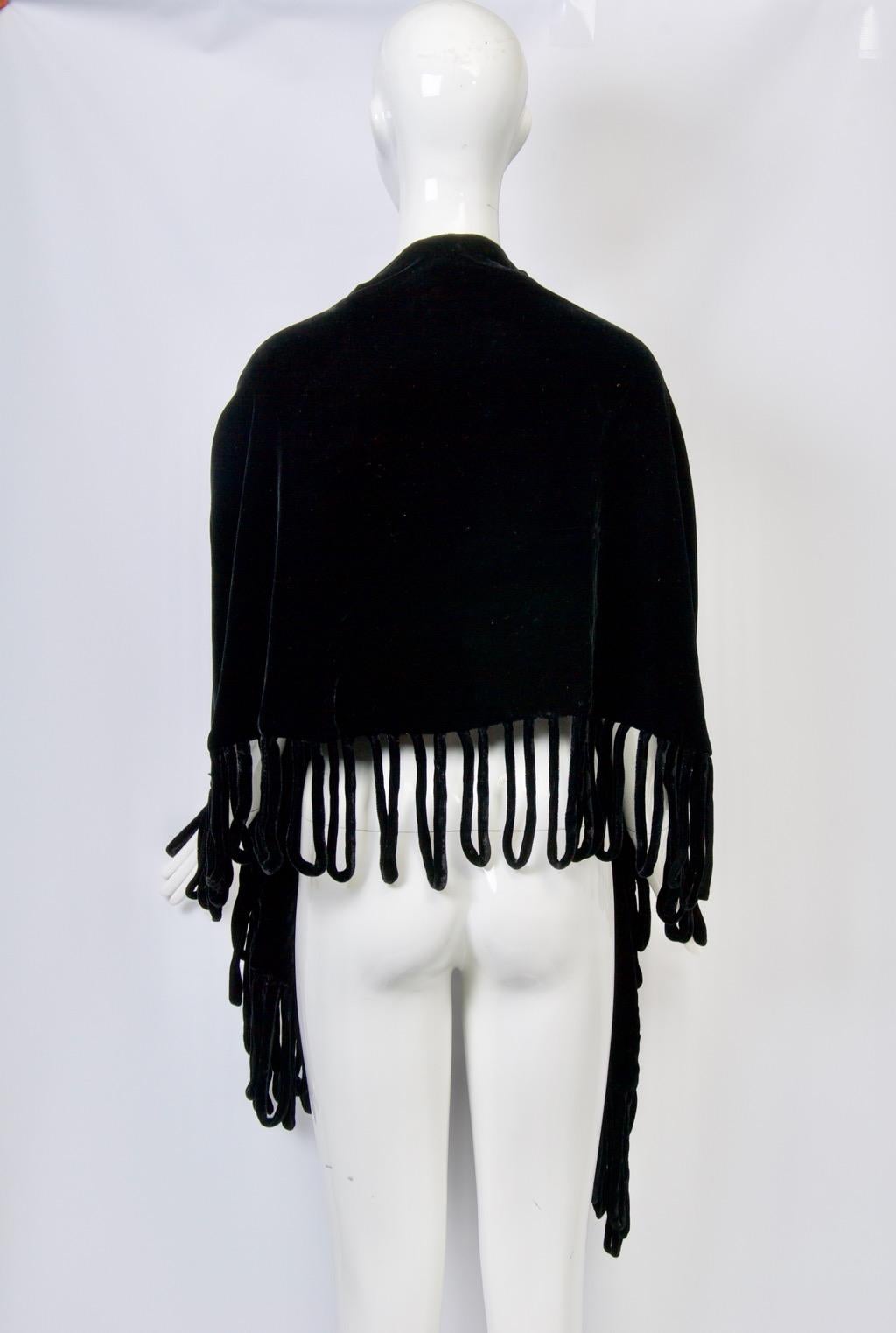 Velvet Shawl with Looped Fringe In Good Condition For Sale In Alford, MA