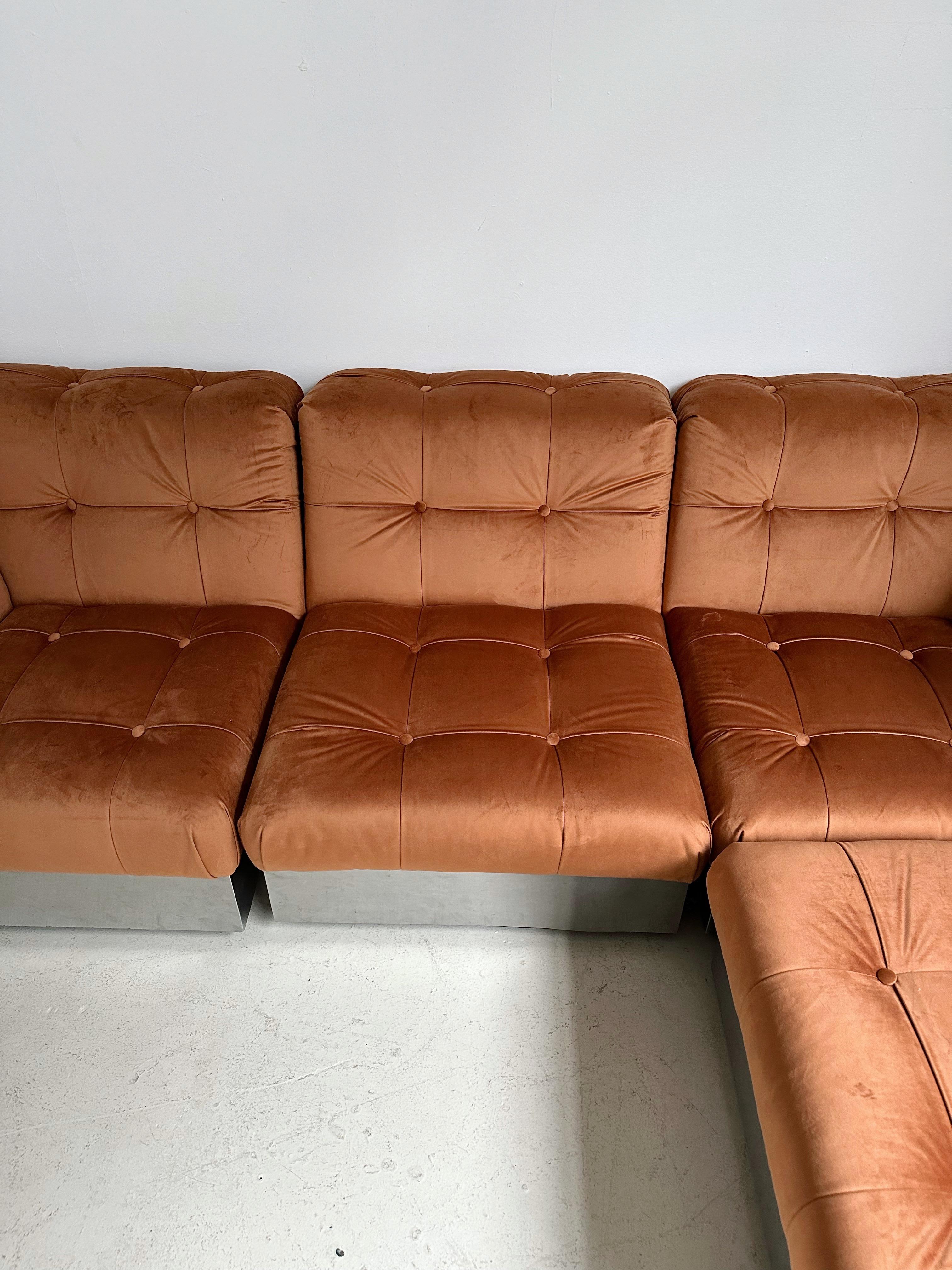 Velvet & Steel Base 4 Piece Modular Sofa att. to Canasta by Giorgio Montani In Good Condition For Sale In Outremont, QC