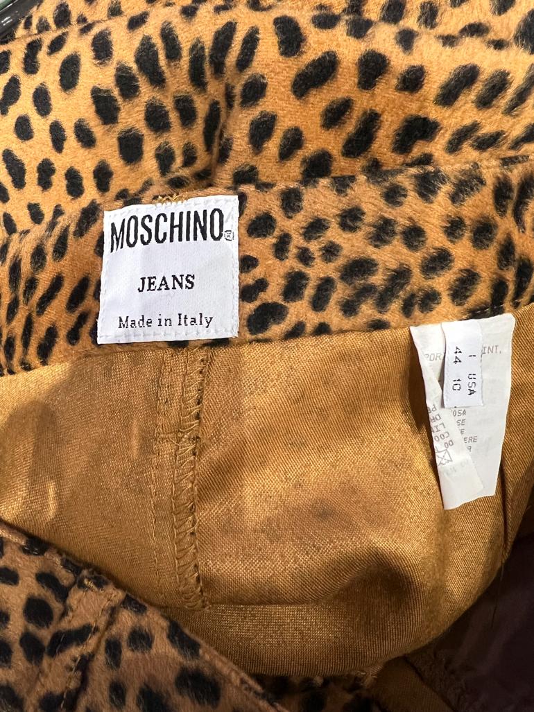 Pantaloni in velluto con stampa animalier Jeans Moschino Jeans in vendita 2
