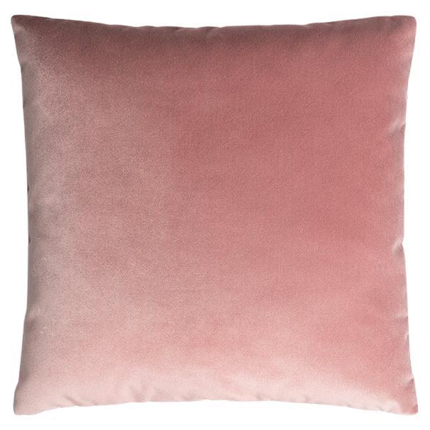 Whithout-Rahmen aus rosafarbenem Samt mit bunten Kissen