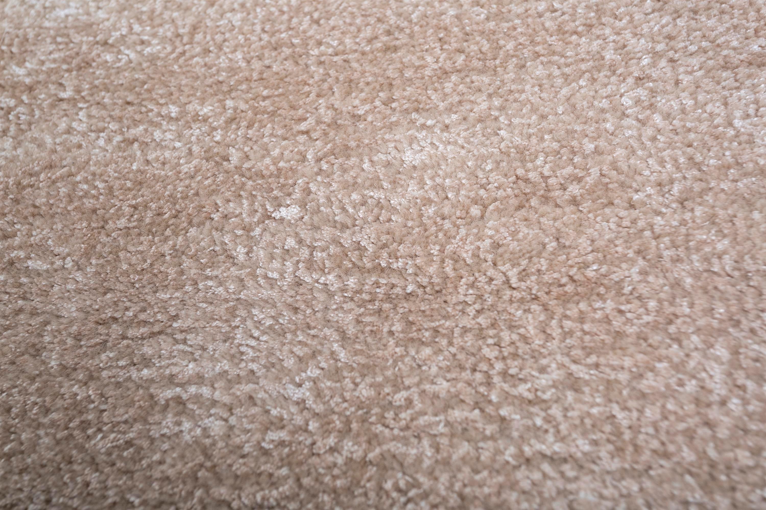 Handgetufteter Teppich aus Samt Verve in Elfenbein, Rosa und Rosa, 180x270 cm (Indisch) im Angebot