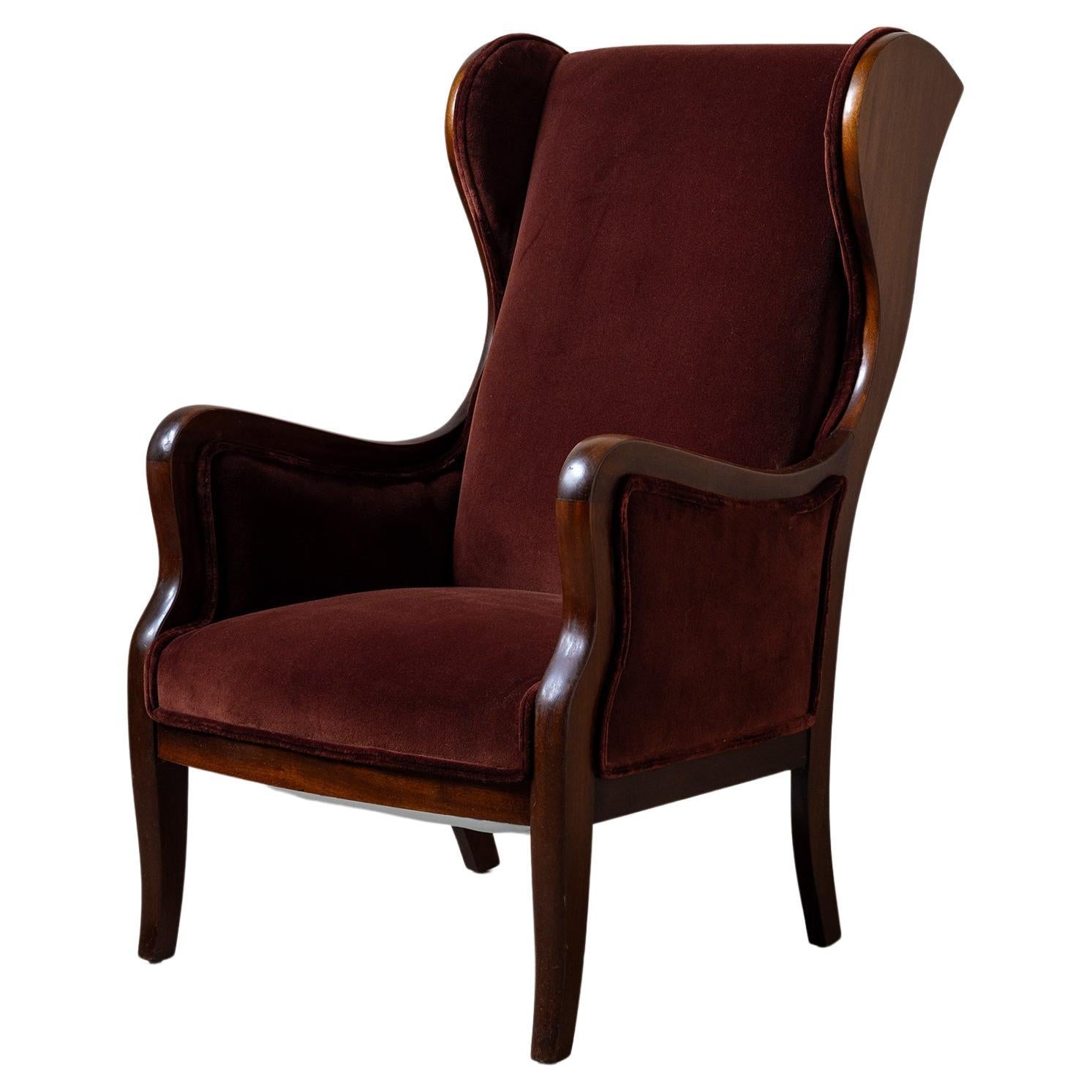 Silla con respaldo de terciopelo