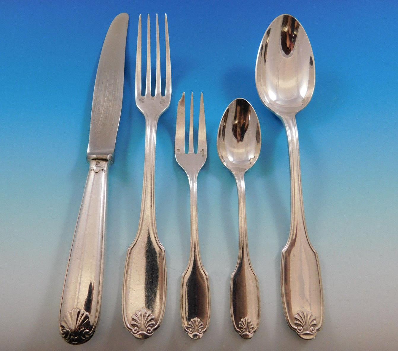 Outstanding dinner size Vendome AKA Arcantia by Christofle France silver plated flatware set, 60 pieces. This pattern features the same shell motif that adorned the ceremonial silverware used during the reign of King Louis XIV. This set