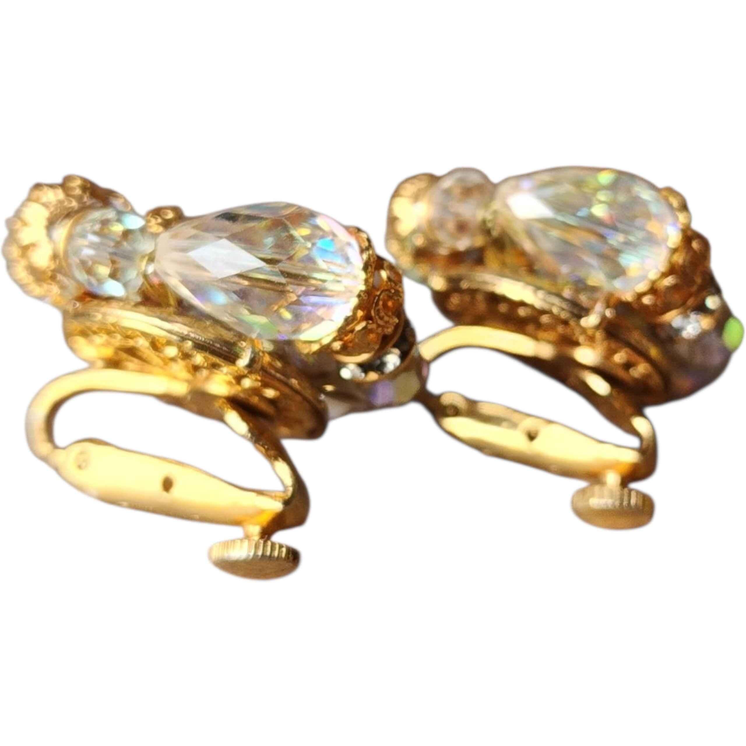 Taille baguette Vendôme Boucles d'oreilles en cristal Aurora Borealis Signé Mid-Century Couture en vente