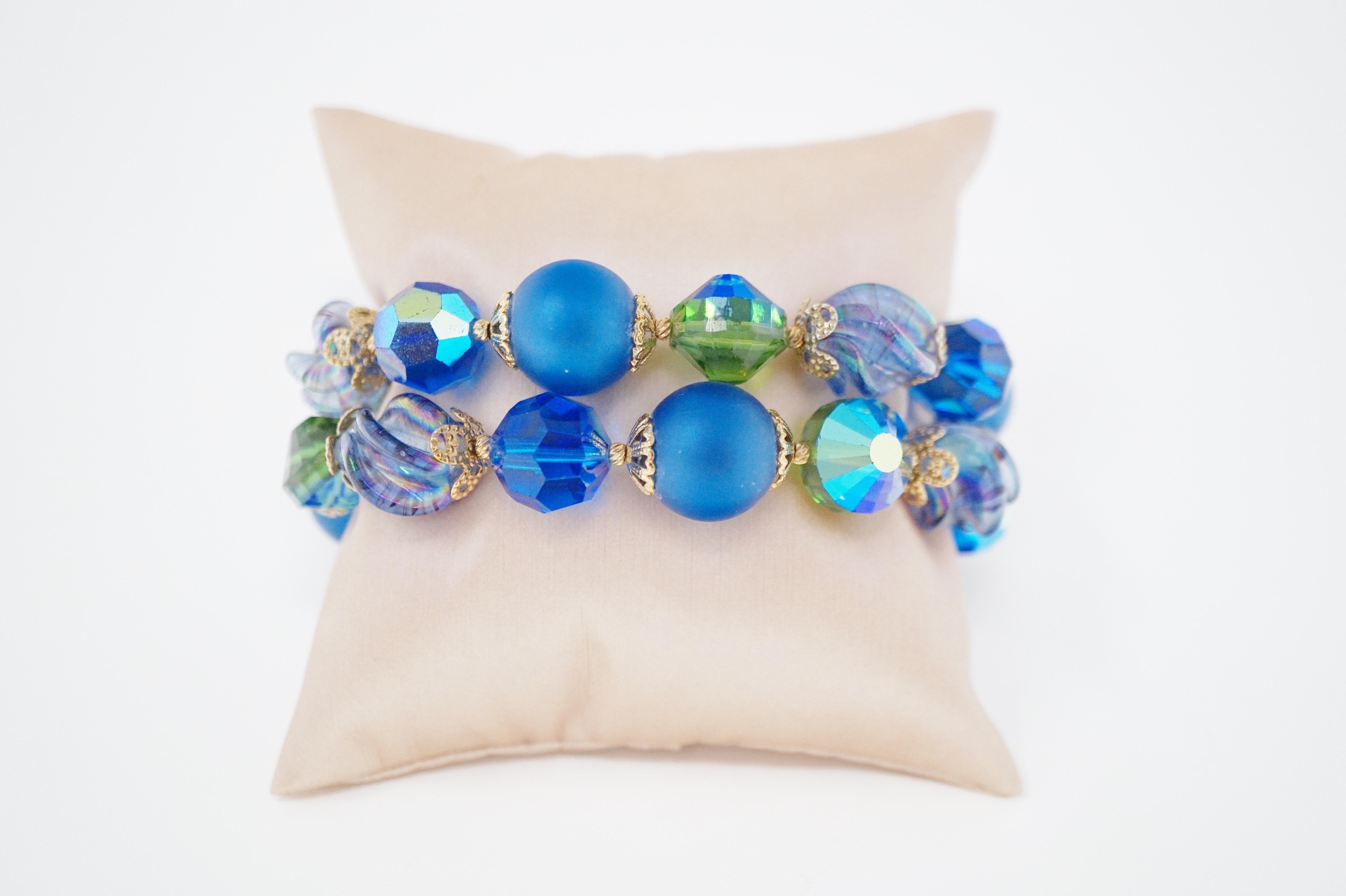 Vendome Beaded Bracelet with Aurora Borealis Crystals, circa 1950, Signed For Sale 2