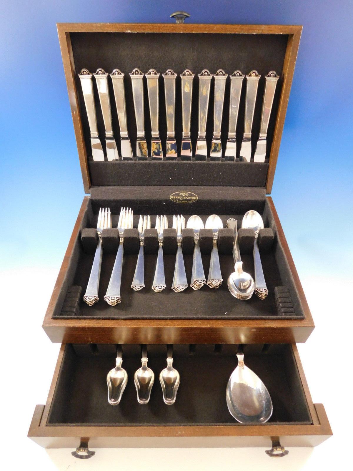 Einzigartiges Vendome by Peter Hertz dänisches, skandinavisch-modernes Besteck aus Sterlingsilber, bestehend aus 73 Teilen. Dieses Set enthält:

12 Messer, 8 1/2