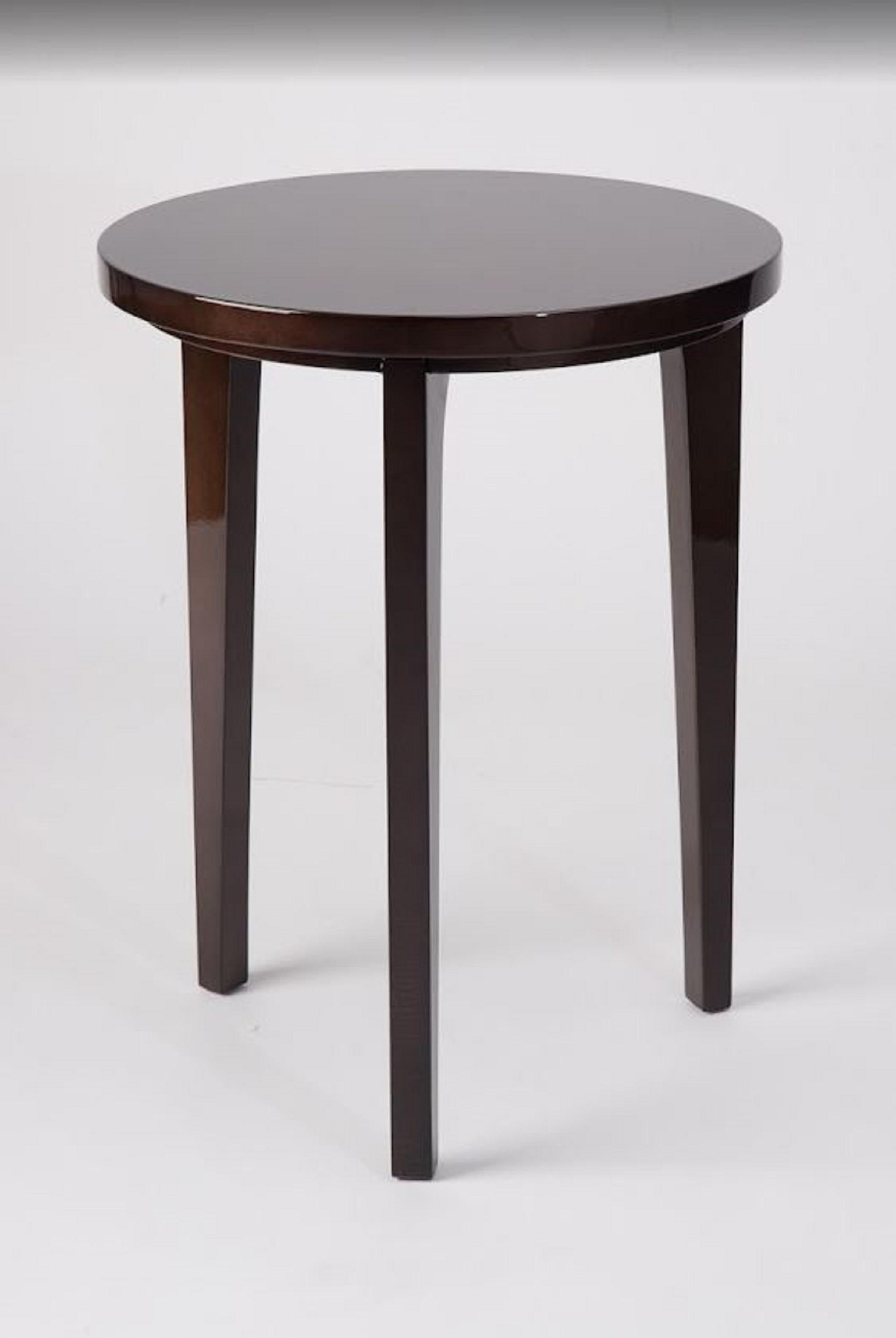 Fait main Table d'appoint Vendome en vente