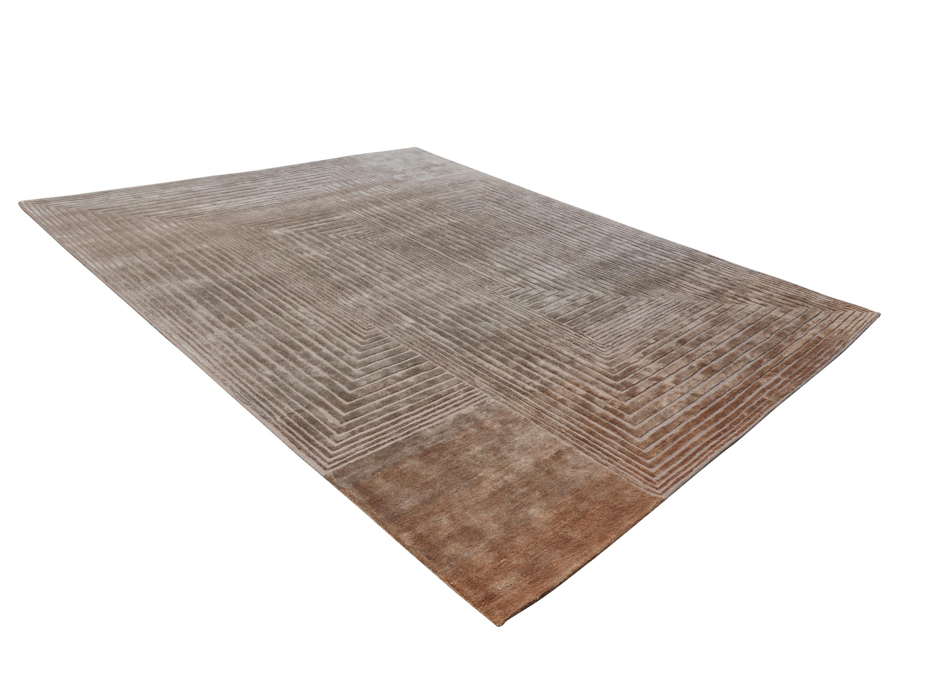 VENEER - Tapis contemporain touffeté à la main en laine et soie, couleurs bleu et rouille par mains en vente 3