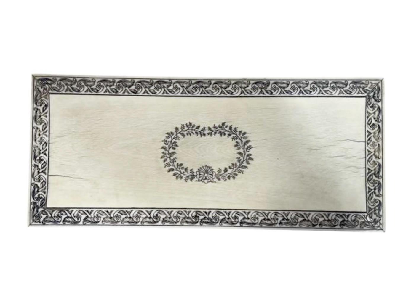 Veneered Footed Sandalwood Glove Box with Penwork Decoration, Vizagapatam, India In Good Condition For Sale In Chapel Hill, NC