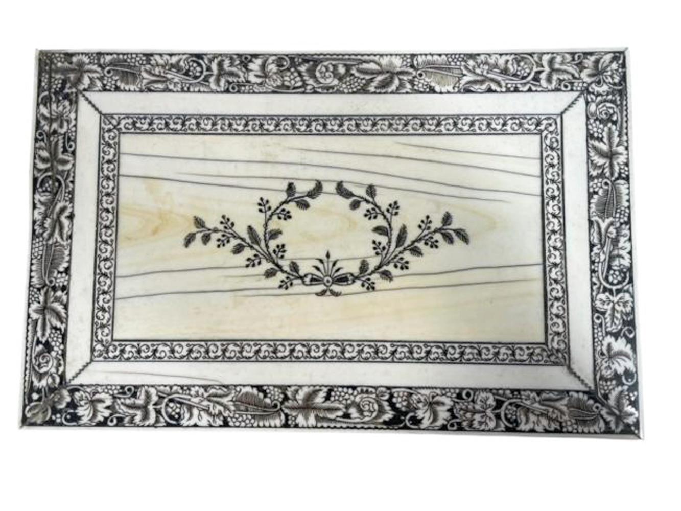 Indian Veneered Sandalwood Dresser Box with Penwork Decoration, Vizagapatam, India For Sale