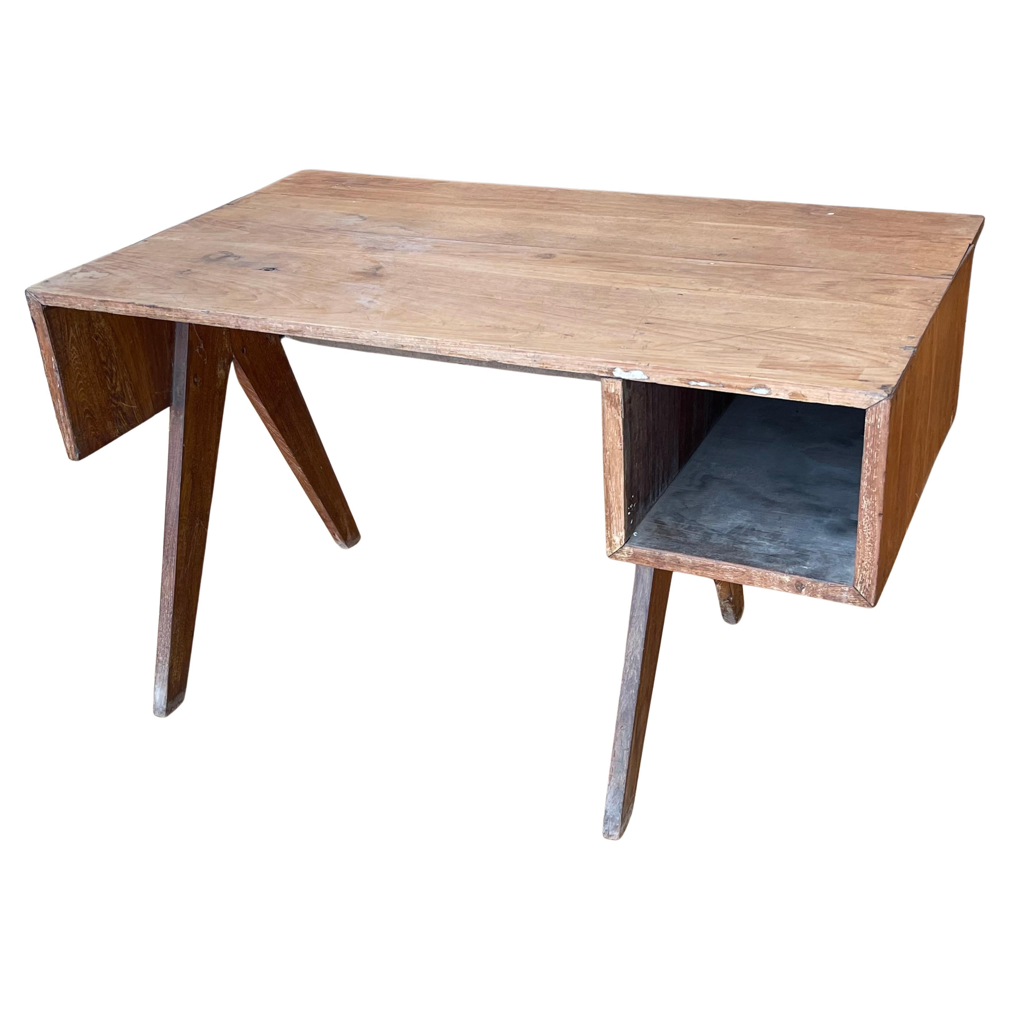 Varnished teak desk, Pierre Jeanneret (1896-1967)