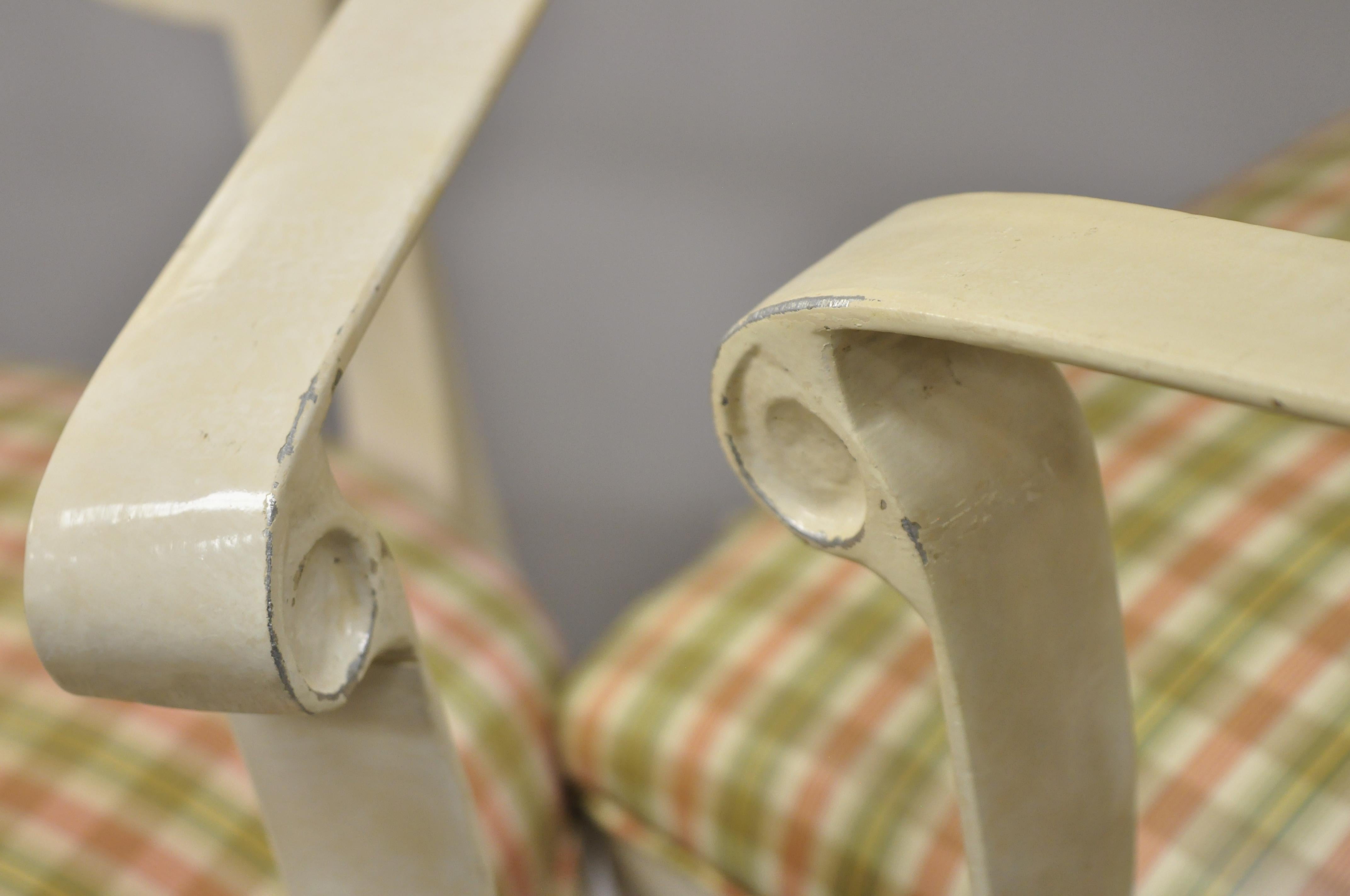 Veneman Italian Regency Style Cast Aluminum Spade Back Saber Leg Chairs, a Pair In Good Condition For Sale In Philadelphia, PA