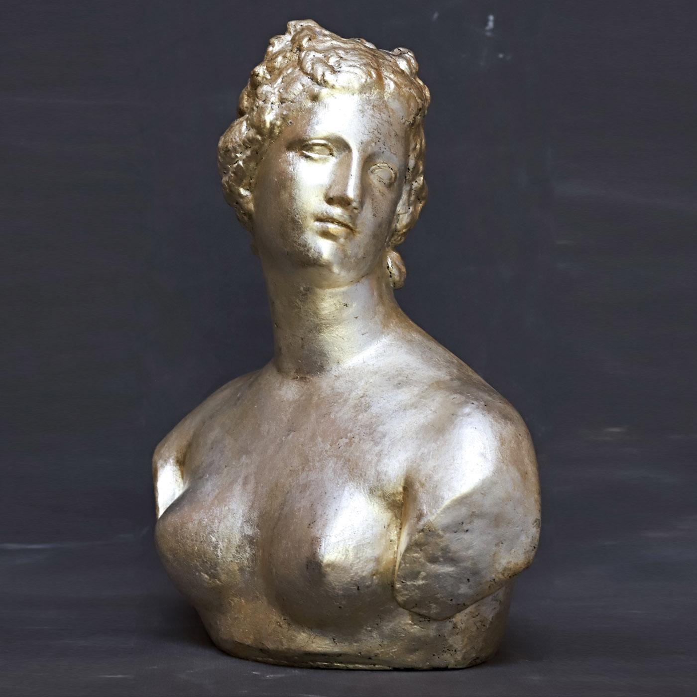 Masterfully sculpted by Romanelli artists, this elegant sculpture reproduces a priceless Hellenistic marble statue from the 1st century BC housed in the Uffizi Gallery in Florence. The minute, accurate rendering of the locks of hair creates superb