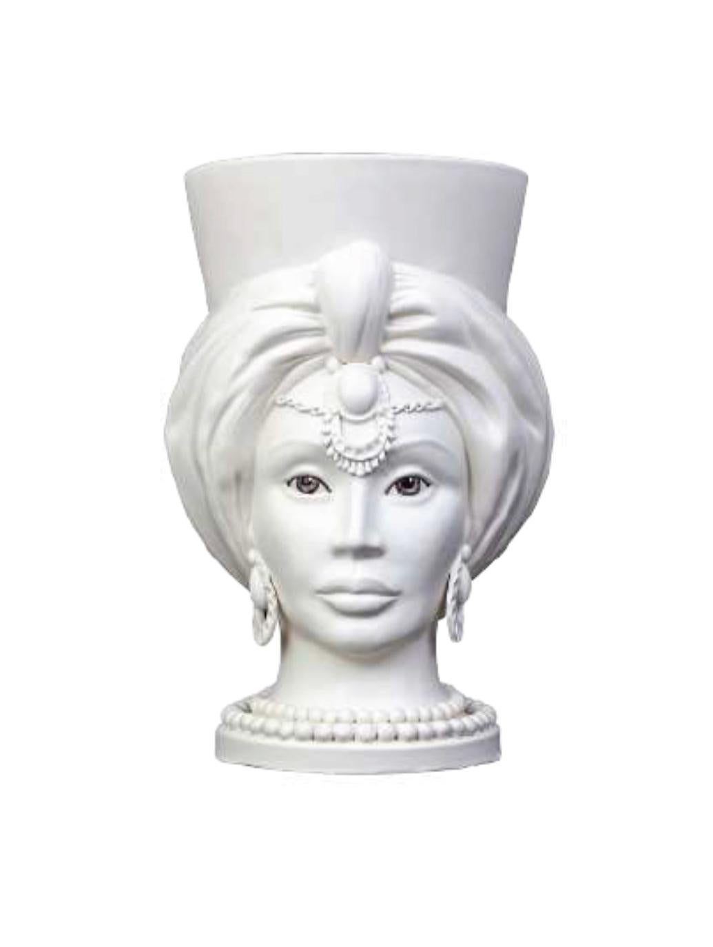 Italian Venere V11, Woman's Moorish Head, Handmade in Sicily, 2021, Black/White, Size M For Sale