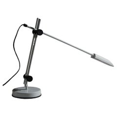 Lampada da scrivania Veneta Lumi bianca con parti nere, anni '80