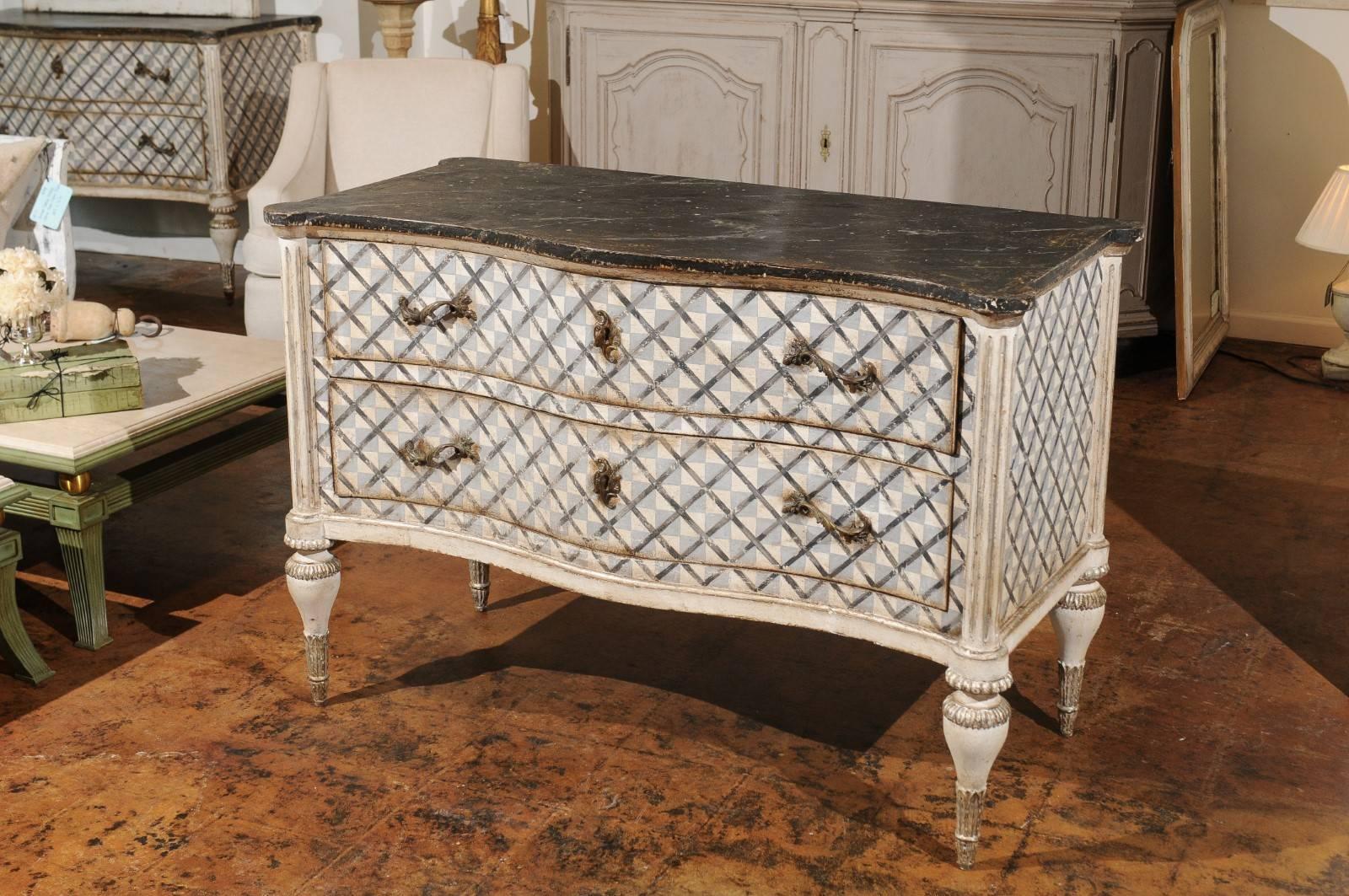 Venetian 1860s Hand-Painted Serpentine Two-Drawer Commodes with Silver Accents 4