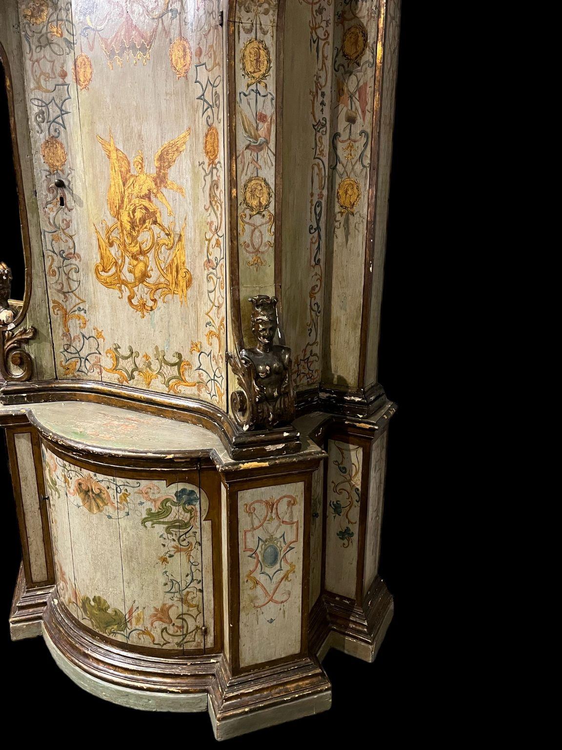  Venetian 18th Century  Painted And Giltwood Cabinet  Barbara Walters Estate For Sale 5