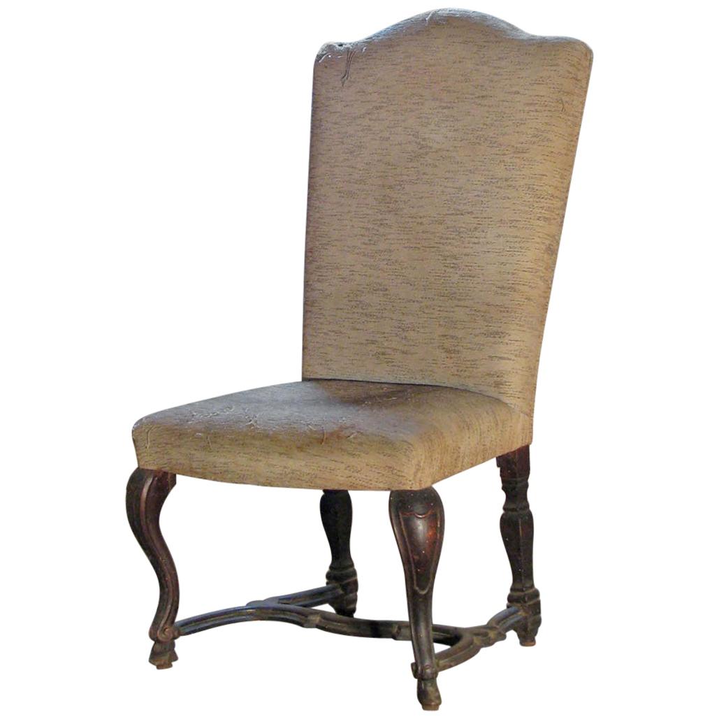 Silla auxiliar grande de nogal rococó veneciano del siglo XVIII