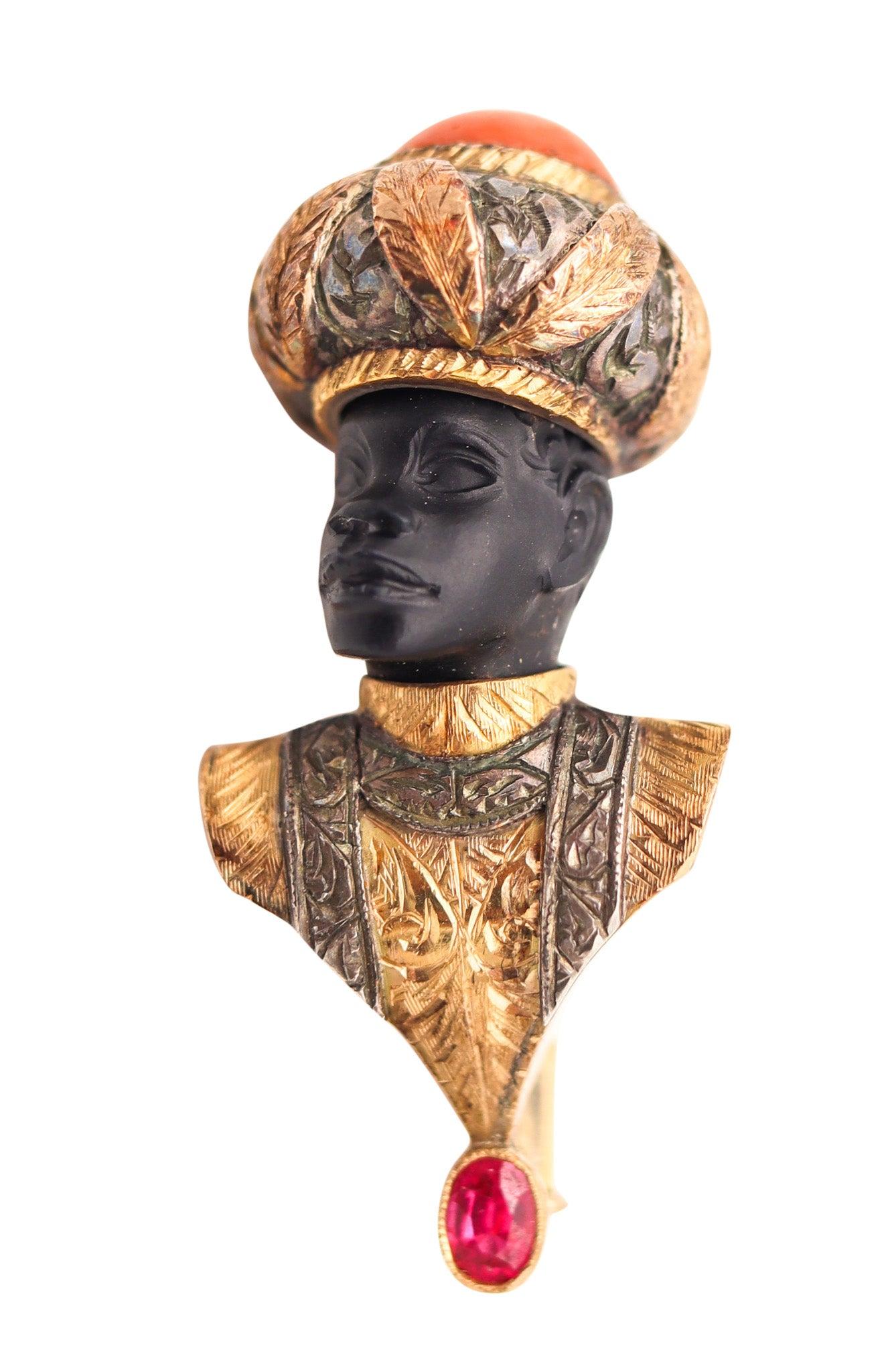 VENETIAN 1940 geschnitzt Ebenholz Prinz Brosche in 18Kt Gold mit Koralle und Rubin im Angebot