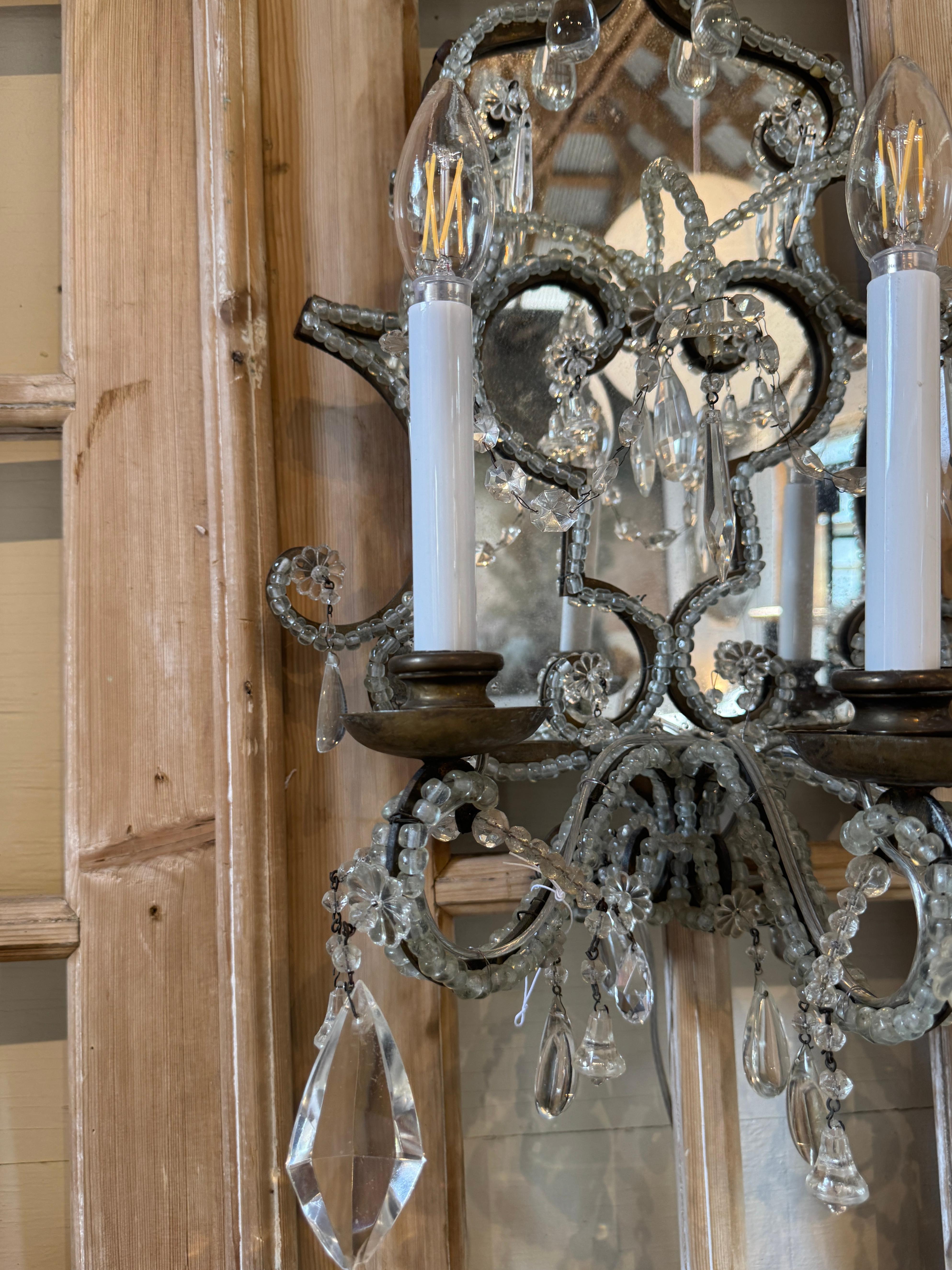 Paire d'appliques vénitiennes du XIXe siècle en miroir et en cristal en vente 2