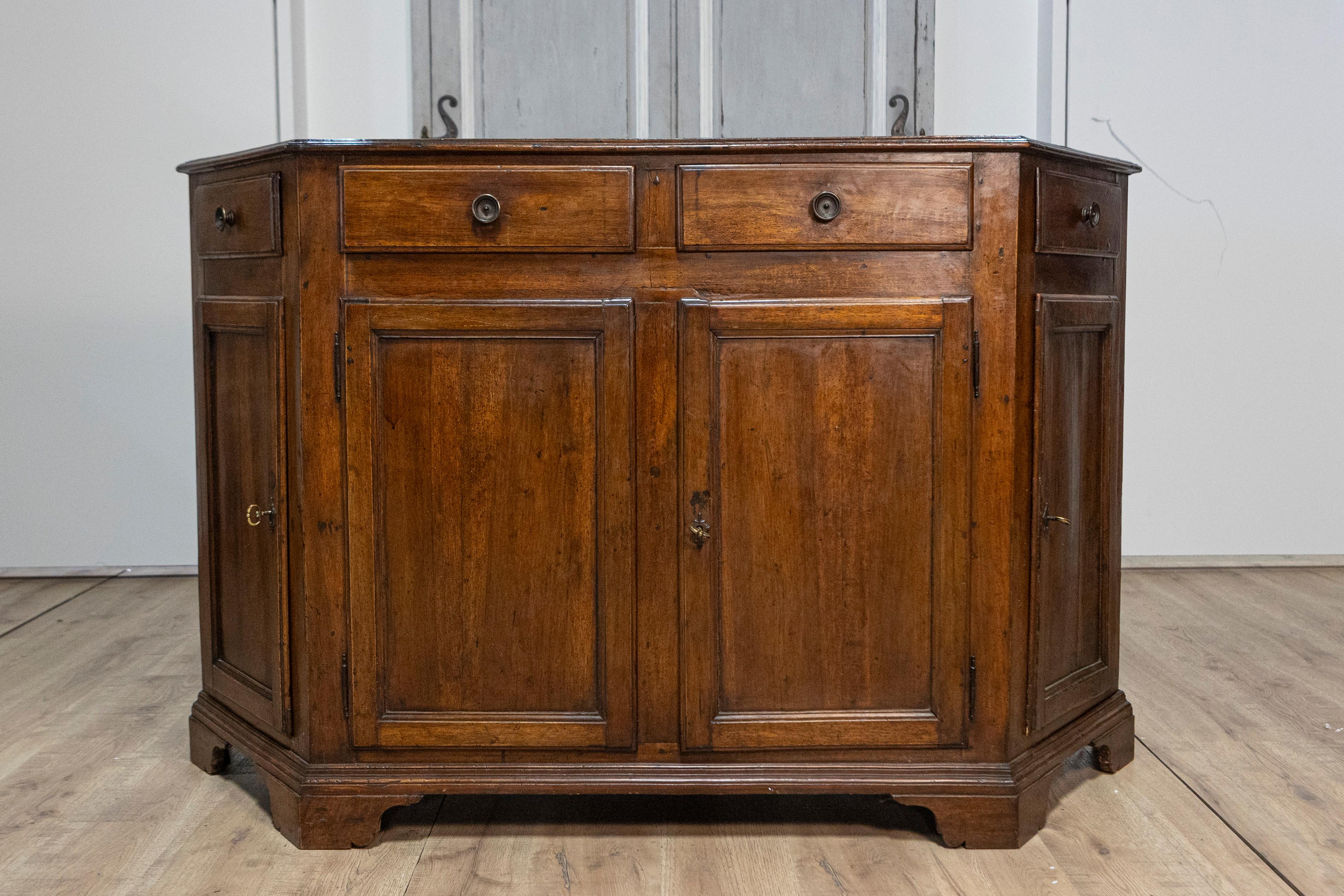 Italian  Venetian 19th Century Walnut Credenza with Canted Sides, Drawers and Doors For Sale