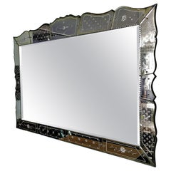 Venetian Art Deco Etched 
Engraved Beveled Mirror, circa 1930
