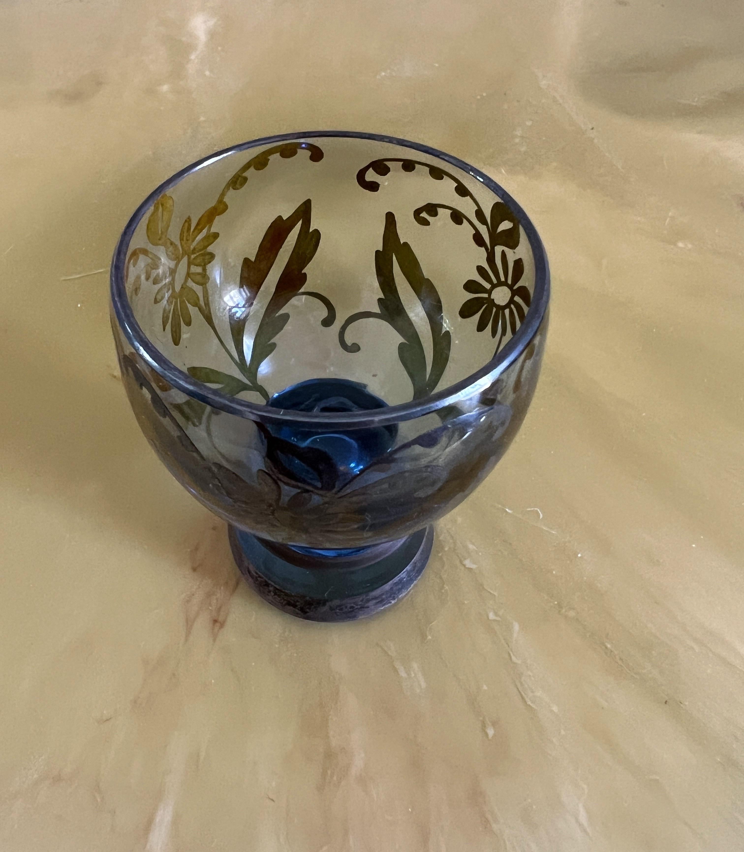 Venetian Art Glass drinking set with bottle, 1920s  For Sale 4