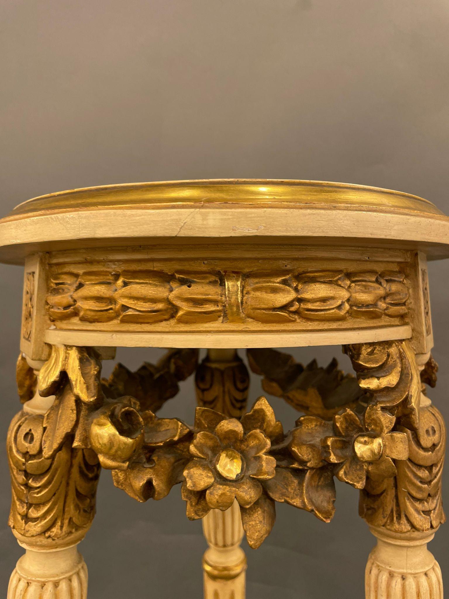 Louis XVI Style Pedestal Gilt-Wood , circa 1890s For Sale 1