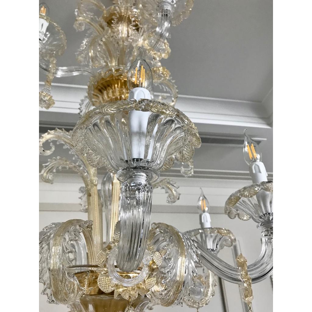 Fait main Lustre moderne de style baroque vénitien à 9 lumières en cristal, or pur et verre de Murano en vente