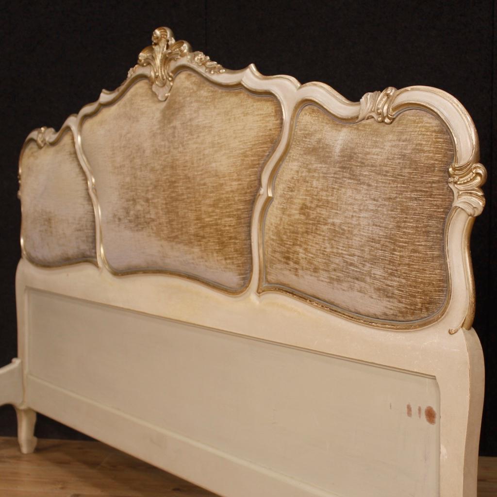 Venetian Bed in Lacquered and Silvered Wood with Velvet, 20th Century For Sale 5