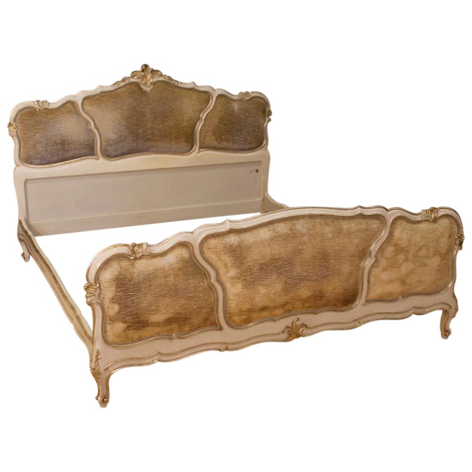 Venetian Bed in Lacquered and Silvered Wood with Velvet, 20th Century For Sale