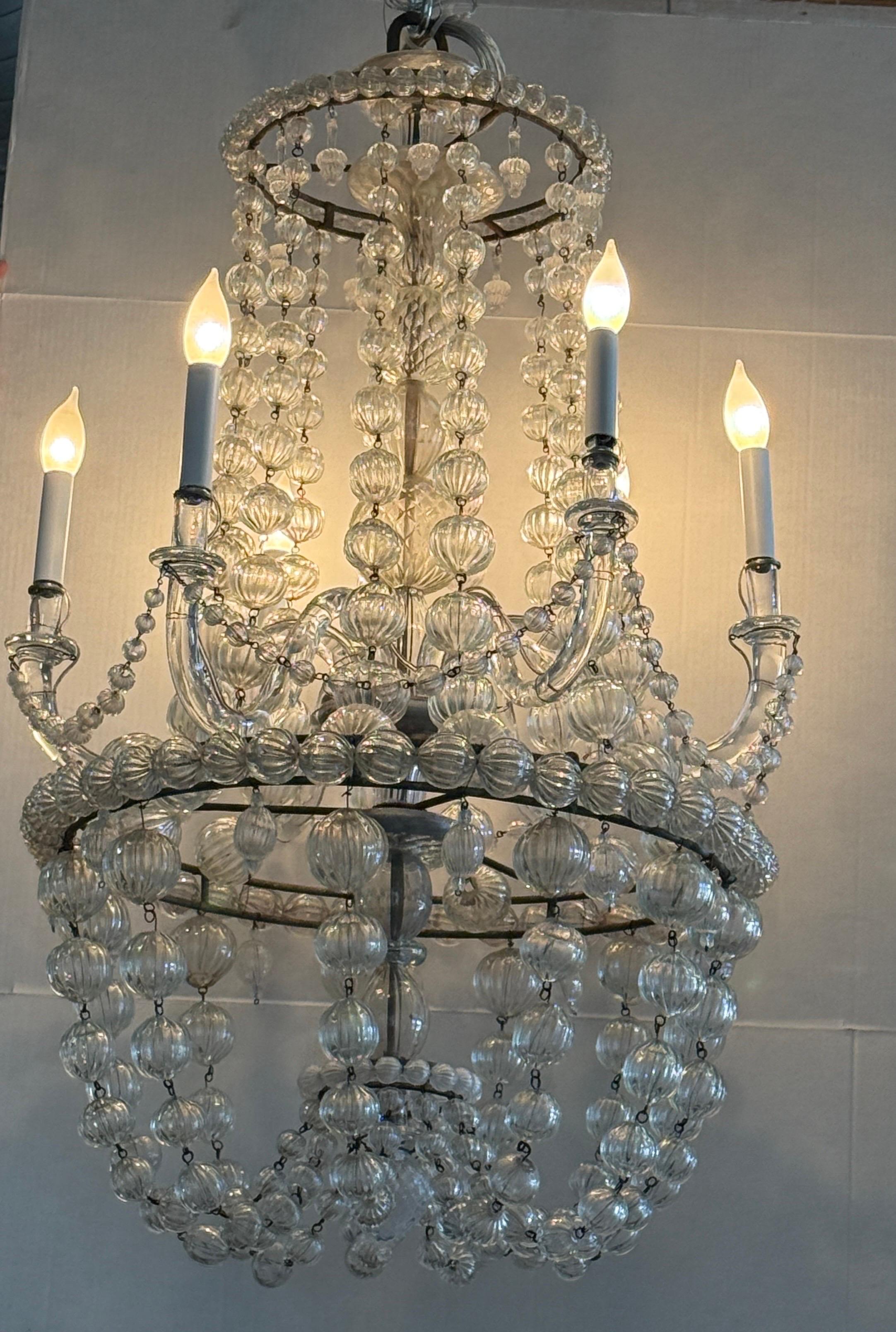 Lampadario a sei bracci in vetro soffiato di Murano proveniente dall'Italia. in vendita 5