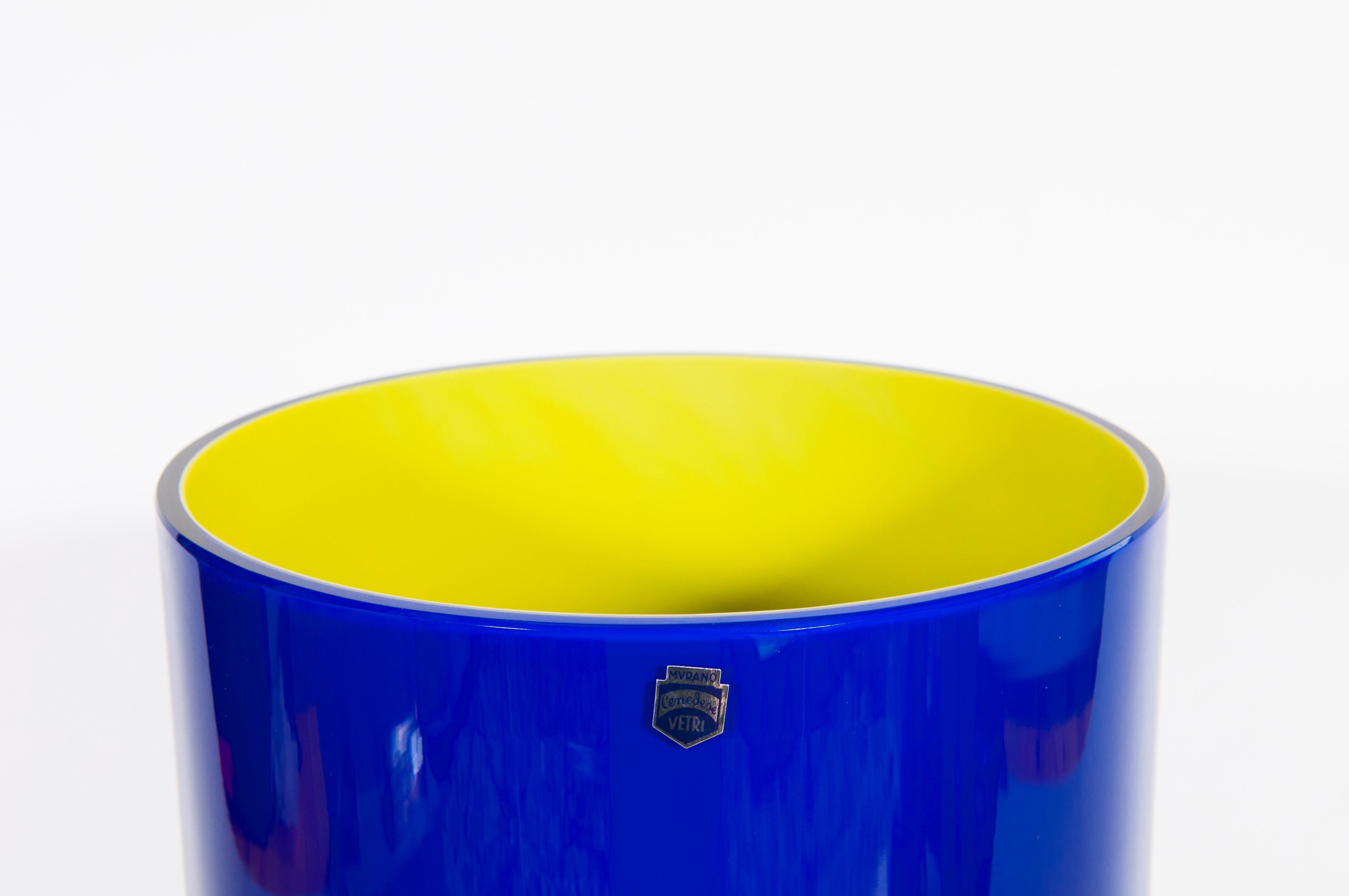 Venetian Blue and Yellow Murano Glass Umbrella Stand Signed Cenedese 1990s For Sale 1
