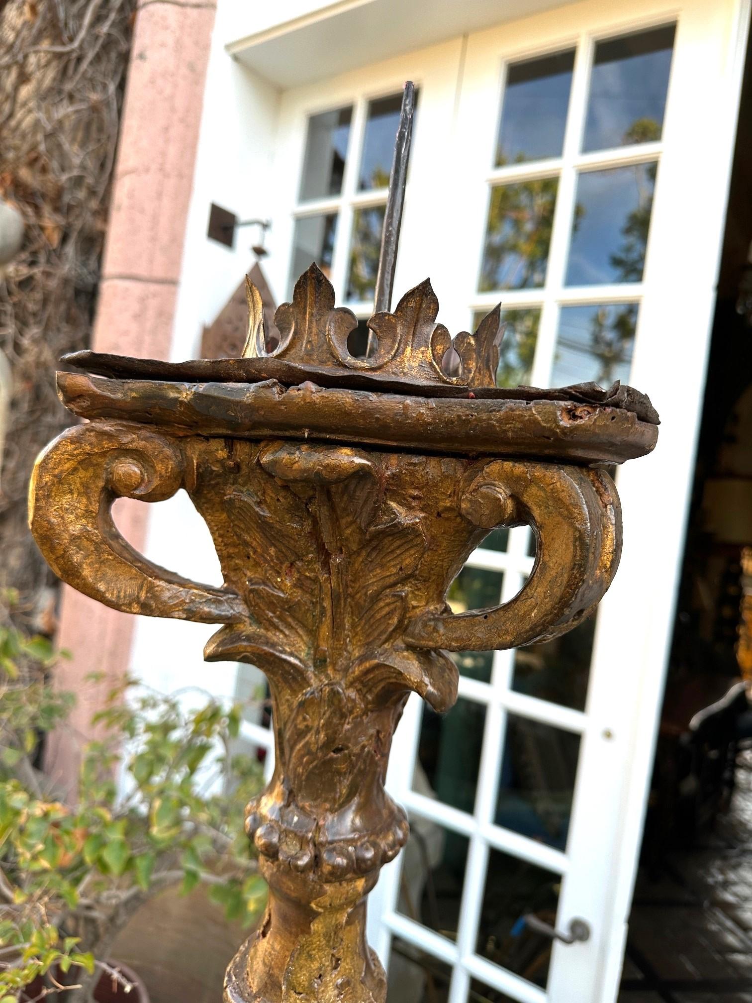Lampadaire torchère vénitien sculpté en bois doré, pièce de collection LA en vente 7