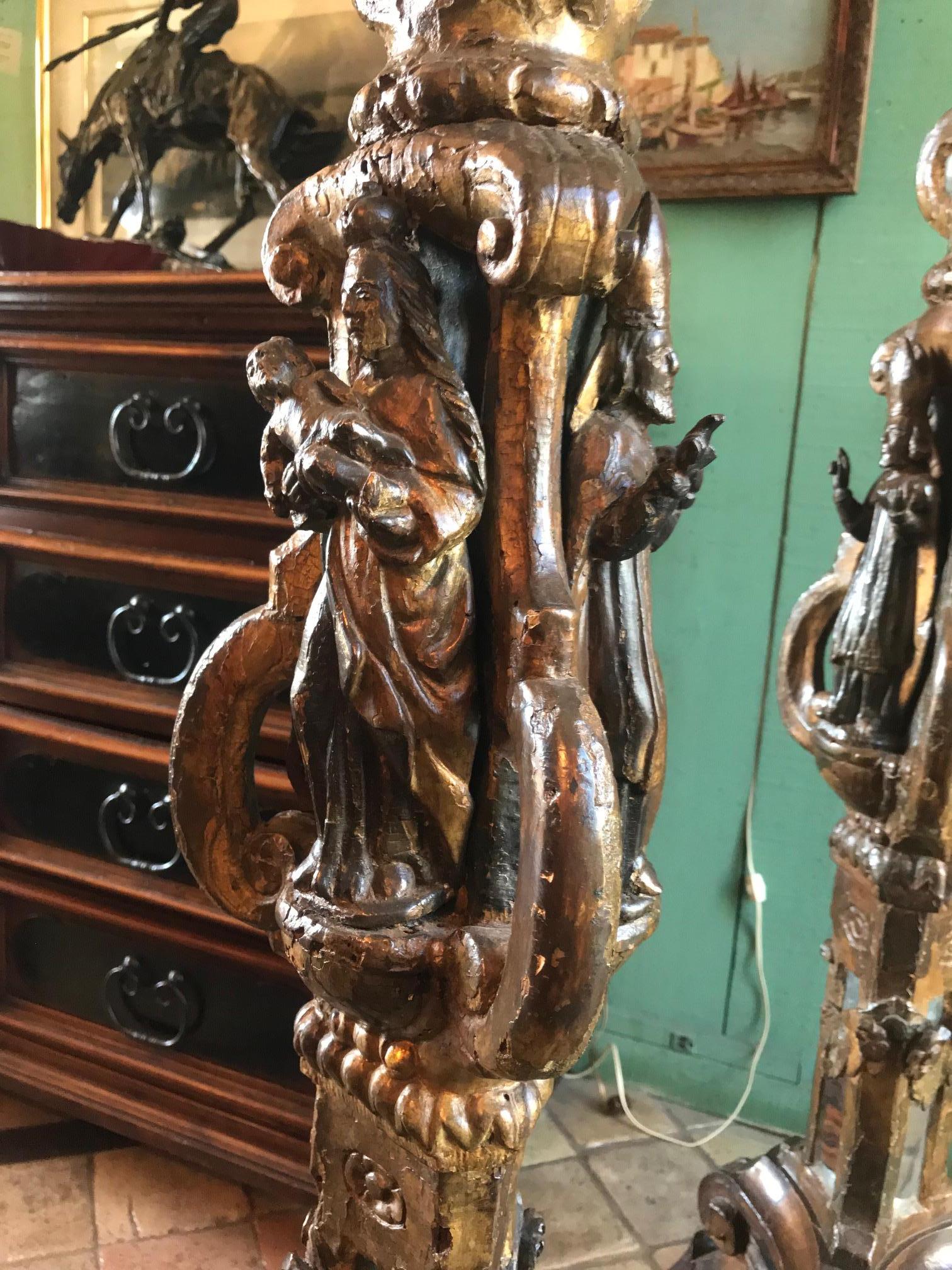 Lampadaire torchère vénitien sculpté en bois doré, pièce de collection LA en vente 8