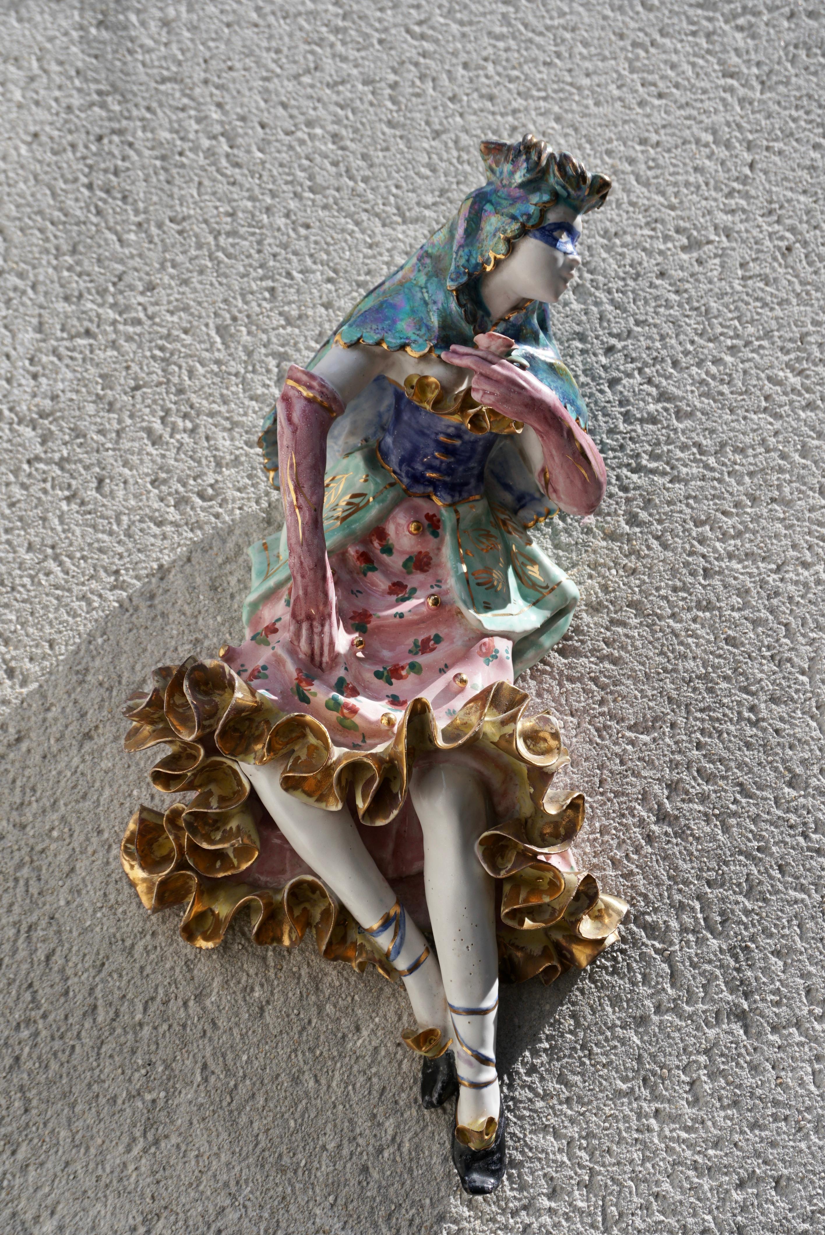 Venezianische Karnevalsmaske-Skulptur aus Keramik, 1950er Jahre (Hollywood Regency) im Angebot