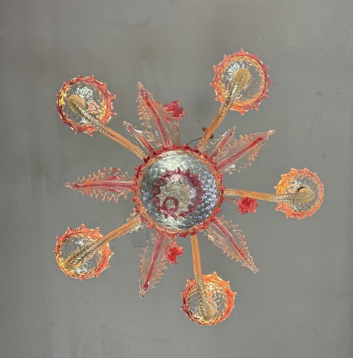 Lampadario veneziano in vetro di Murano incolore e rosso a 5 bracci di luce in vendita 3