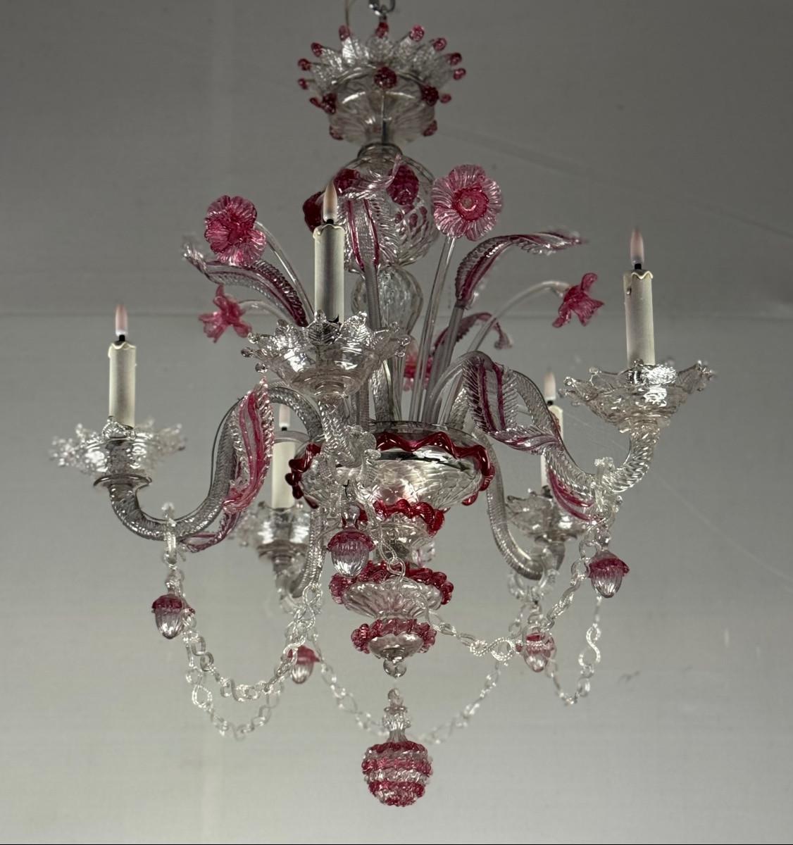 Venetian chandelier in colourless and red Murano glass, 5 arms, circa 1880 For Sale 5