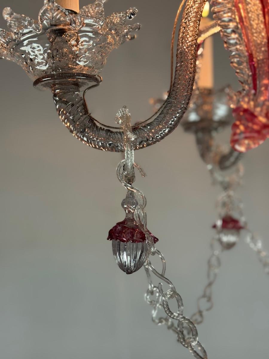 Venetian chandelier in colourless and red Murano glass, 5 arms, circa 1880 For Sale 1