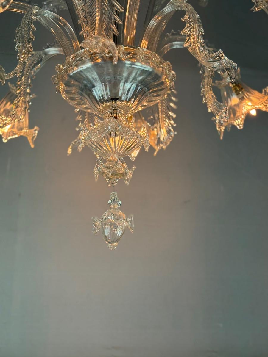 Venetian chandelier in colourless Murano glass, 7 light arms, circa 1930 For Sale 2