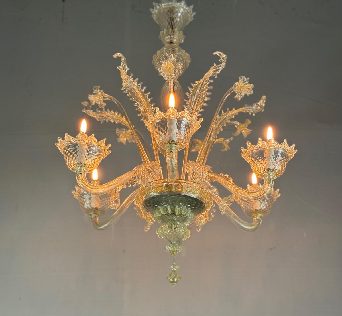 Lustre vénitien en verre doré de Murano, 6 bras de lumière, circa 1940 en vente 6