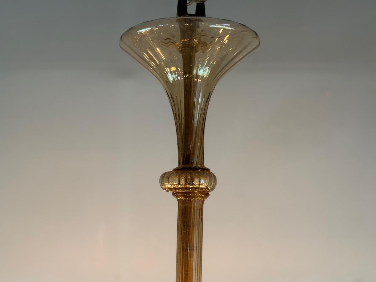 Venezianischer Kronleuchter aus goldbraunem Murano-Glas, ovale Form, von Venini, um 1920
