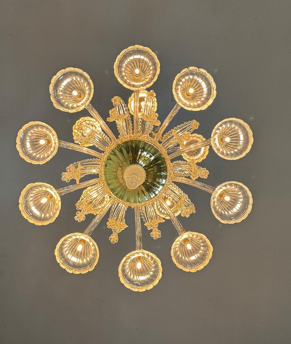 Italian Venetian Chandelier In Golden Murano Glass 15 Lights On Two Levels, Circa 1940 For Sale