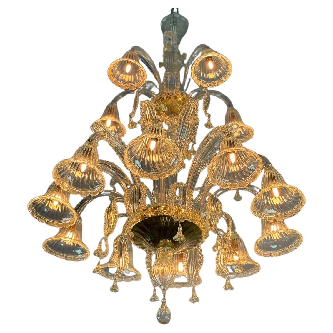 Venetian Chandelier In Golden Murano Glass 15 Lights On Two Levels, Circa 1940 For Sale